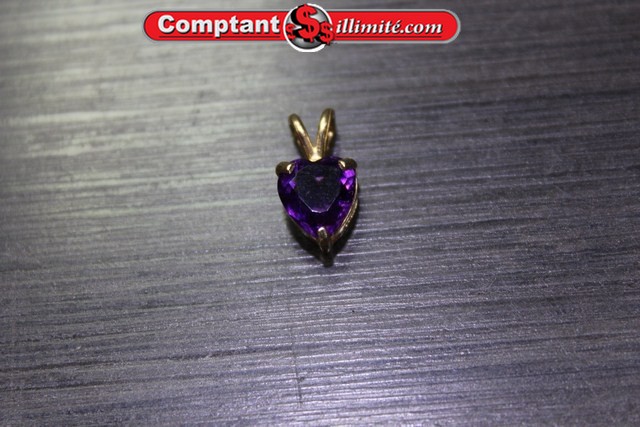 Breloque en coeur avec améthyste