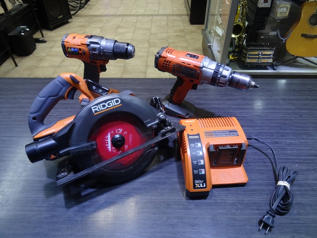 scie circulaire + 2 perceuse a percussion brushless - Image 2