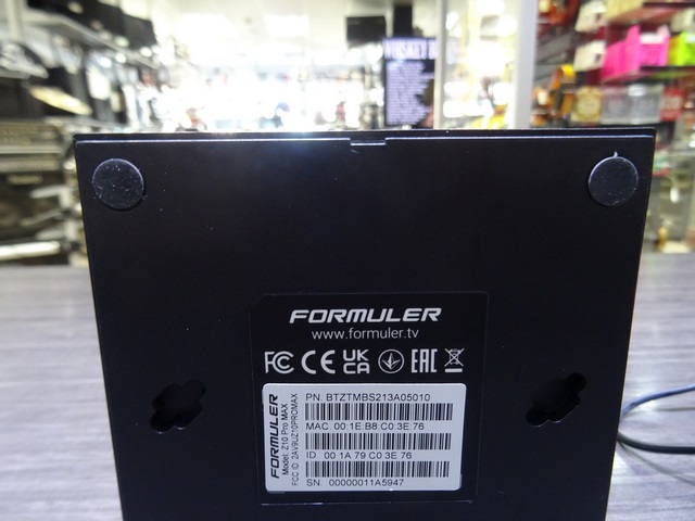 t.v box + tc - Image 3