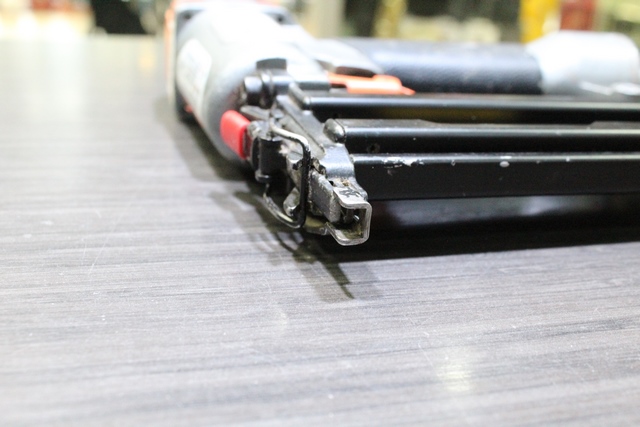 CLOUEUSE A AIR - Image 3