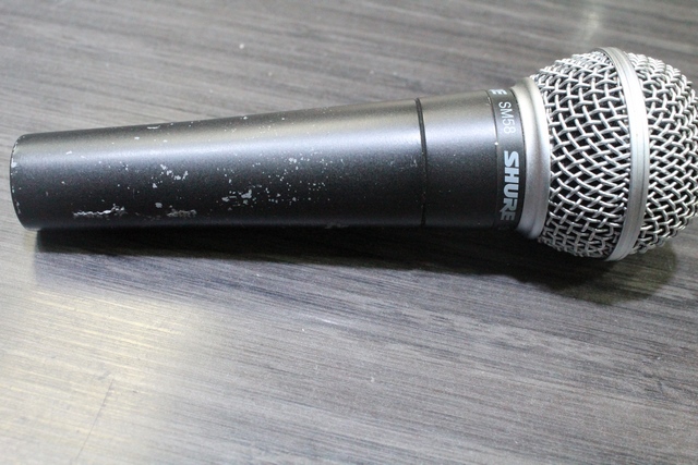 Microphone  - Image 1