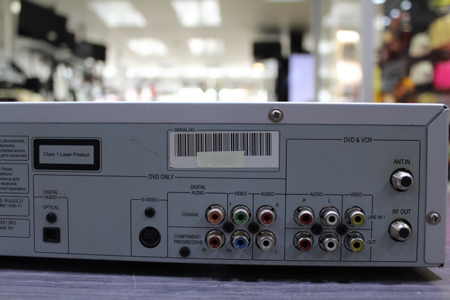 Combo Vhs dvd (lecteur dvd non fonctionnelle)	 - Image 2