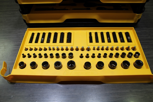 Coffre de douilles 236 pieces - Image 3