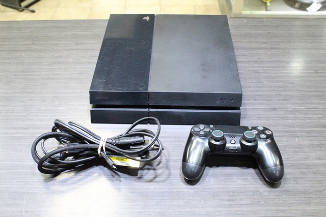 Console ps4 500 go + acc - Image 1