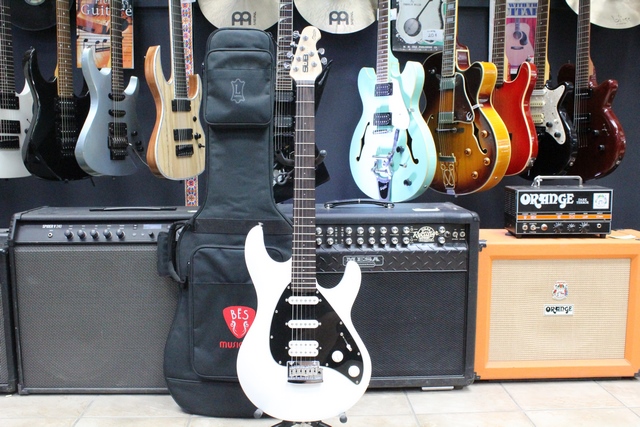 Guitare Electrique - Image 1