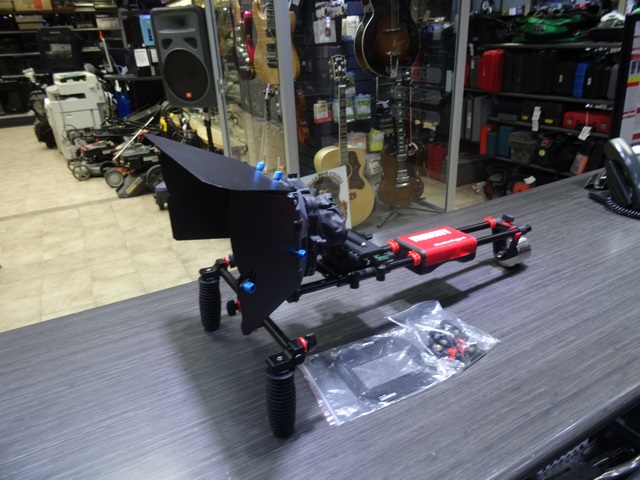 stabilisateur de caméra a l epaule - Image 1