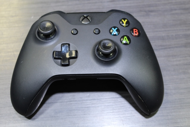 Manette Xbox One  - Image 1