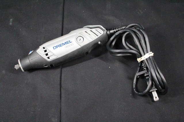 dremel + acc - Image 2