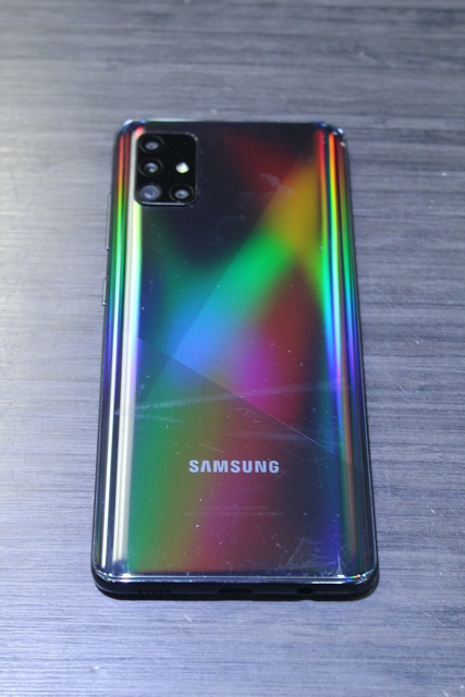 Cellulaire Samsung A515F 128Go - Image 2