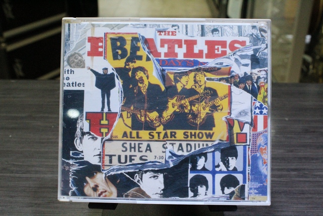 The Beatles anthology vol 2 - Image 1