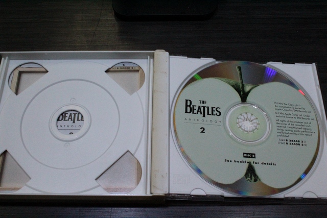 The Beatles anthology vol 2 - Image 3
