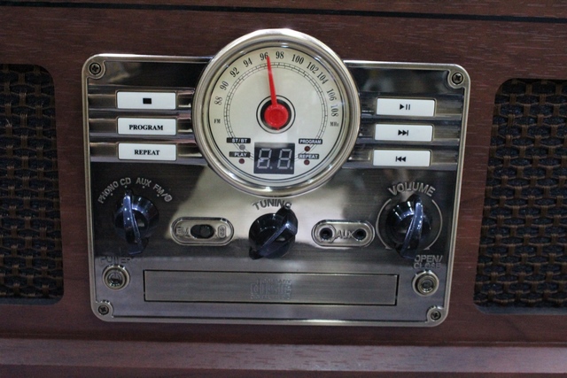 radio bt venil cassette ( lecteur cd  non fonc.) Prix en consequence - Image 2