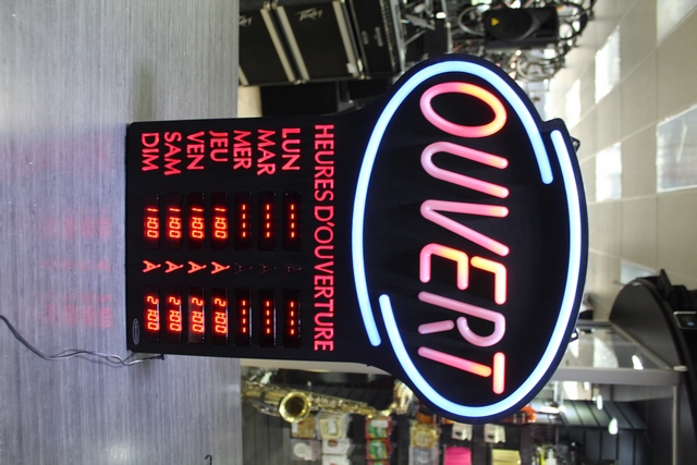 Panneau Lumineux Ouvert + Horraire - Image 1