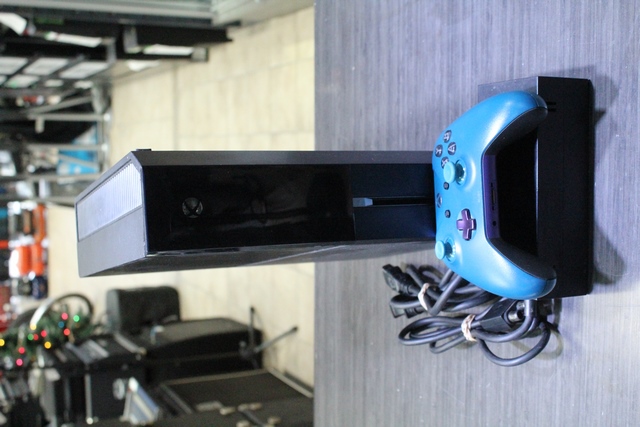 console xbox one 500Go +acc - Image 1