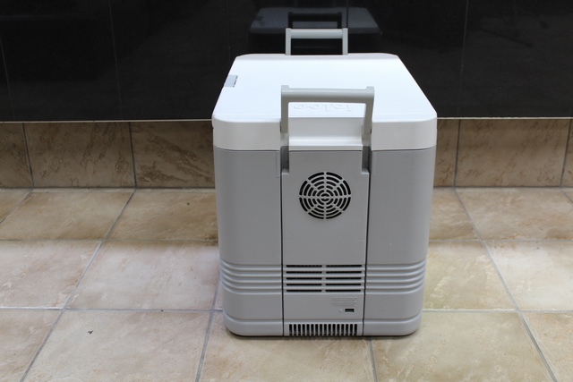 Glaciere electrique (sans glace) + acc - Image 3