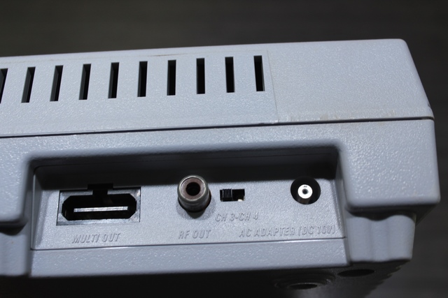 Console Snes + acc +2e man (2 manettes sans marque) - Image 3