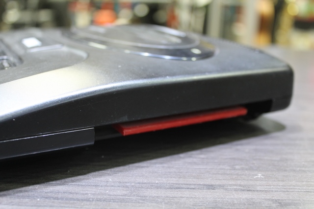 Console Genesis Model + acc 2 (manque porte cote) - Image 3