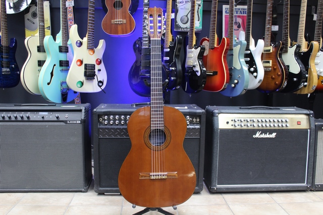 Guitar Classique - Image 1