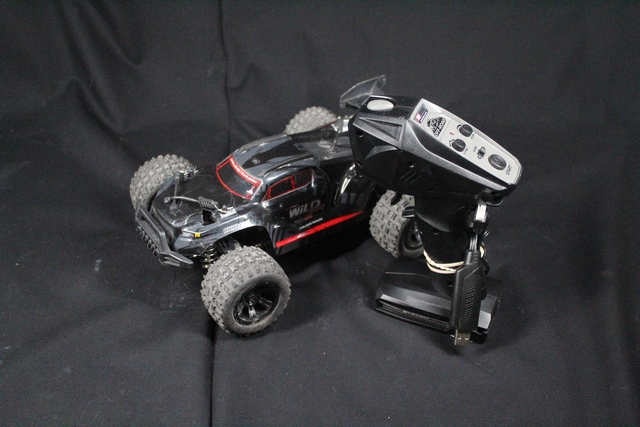 Mini teleguide + controleur + batterie +chargeur - Image 1