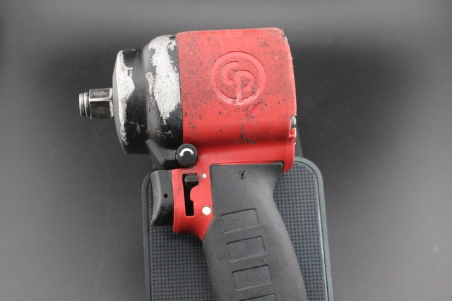 IMPACT 1/2 PNEUMATIQUE - Image 1