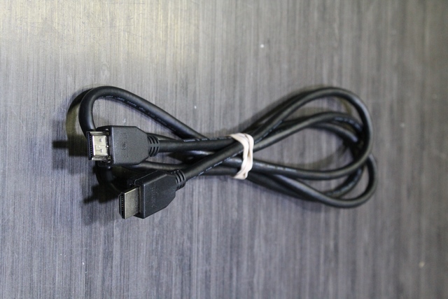 Fils hdmi 8k 4.5pied - Image 1