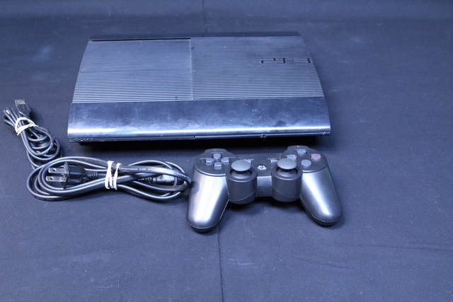 console ps3 ultra slim 260gig - Image 1