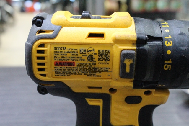 Perceuse+2 batteries+chargeur +sac Dewalt - Image 2