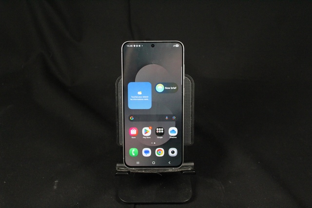 Samsung Galaxy S25 FE - Image 1