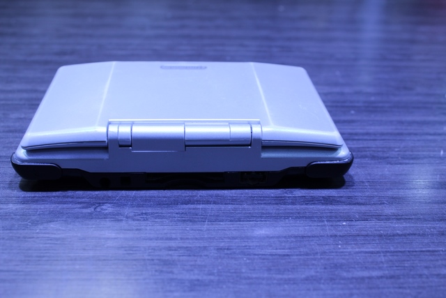 Console DS 1e gen (sans stylet et porte) - Image 3