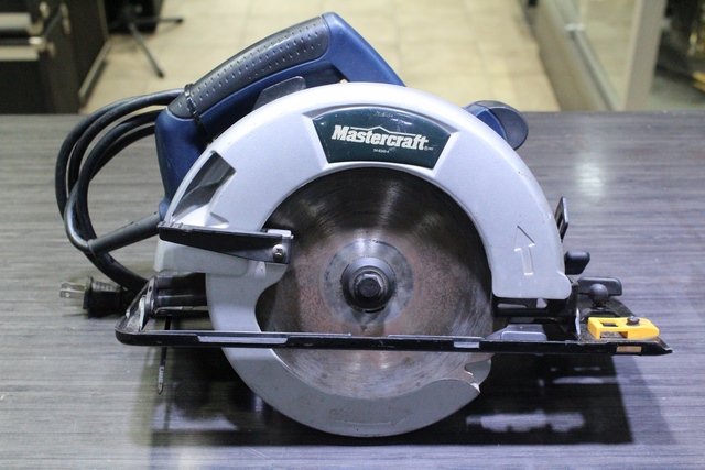Scie circulaire - Image 1