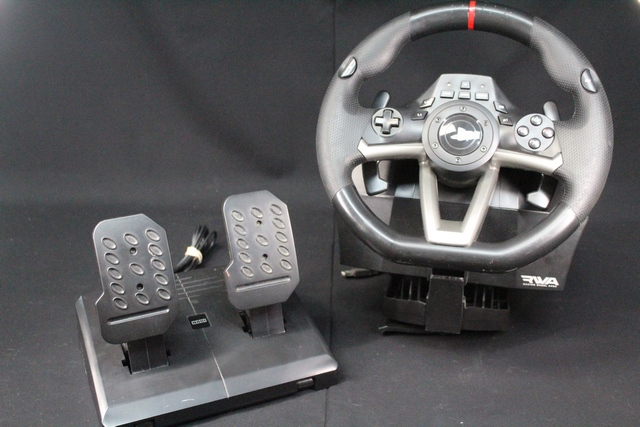 Volant et Pedale PS Xbox et Pc - Image 1