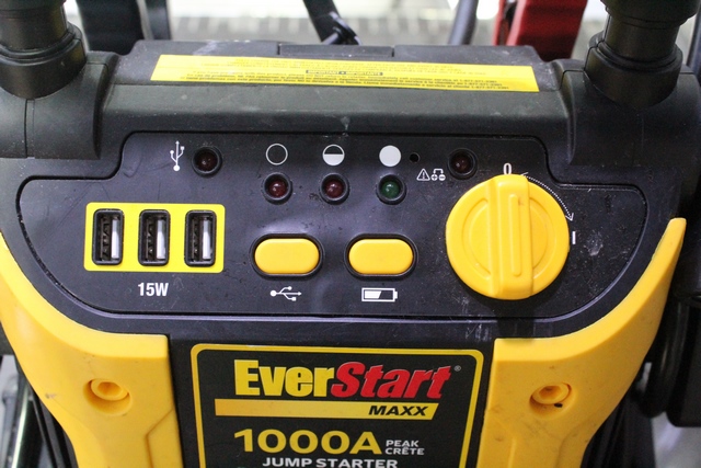 Chargeur a voiture+ acc - Image 3