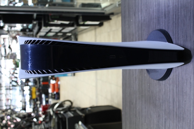 Console ps5 digital 875 go + ssd 1to + acc - Image 3