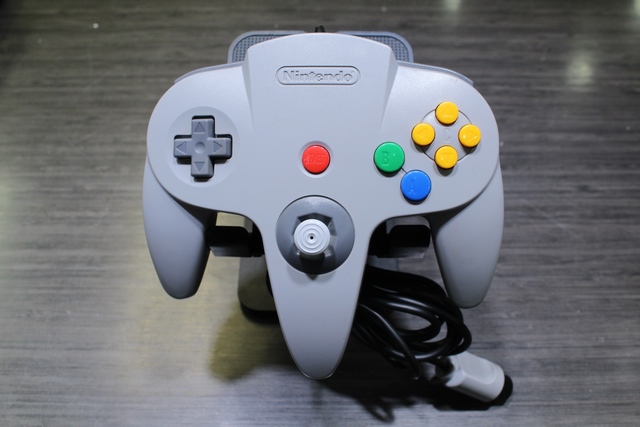 Console N64 (complete en boite) + controller pak - Image 4