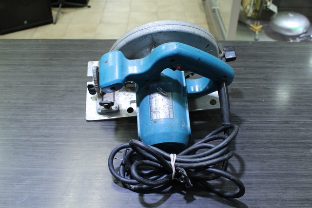 Scie ronde Makita à fil - Image 2