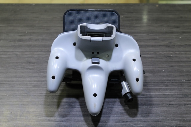 Manette n64 grise - Image 3