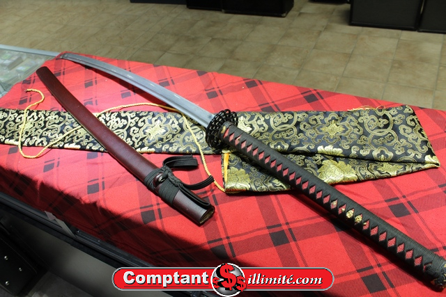 Katana en acier plié Damas forgé à la main