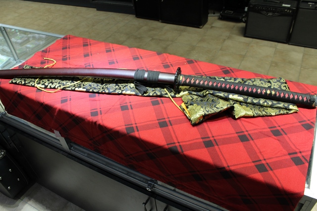 Katana en acier plié Damas forgé à la main - Image 4