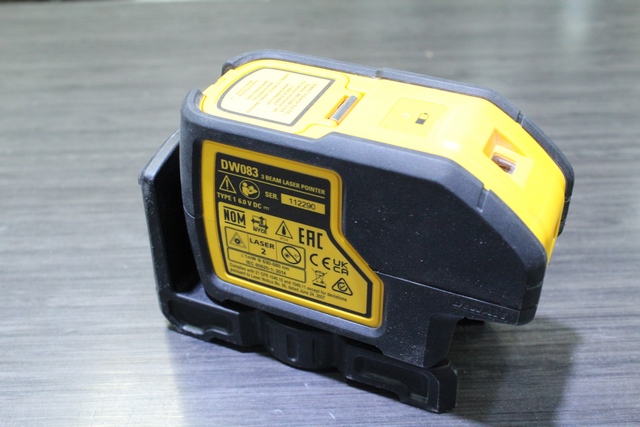 Niveau laser a 3 points (rouge) - Image 3