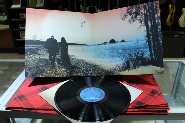 David Gilmour On an Island - Image 2