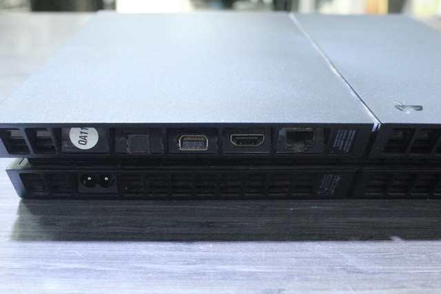 Console PS4 500gb +tc - Image 2