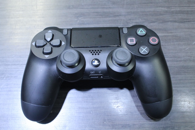 Console PS4 500gb +tc - Image 3