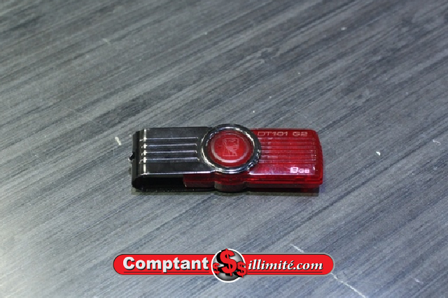 Clee Usb 8GB - Image 1