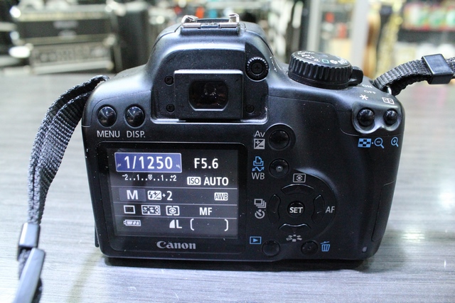 (10 Mpx) Camera Photo + lentille 18-55 mm + batterie et chargeur Canon eos 1000d - Image 3