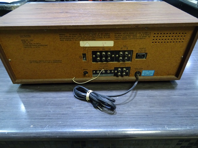(100 Watts) Amplificateur Vintage Lloyds R437 - Image 2