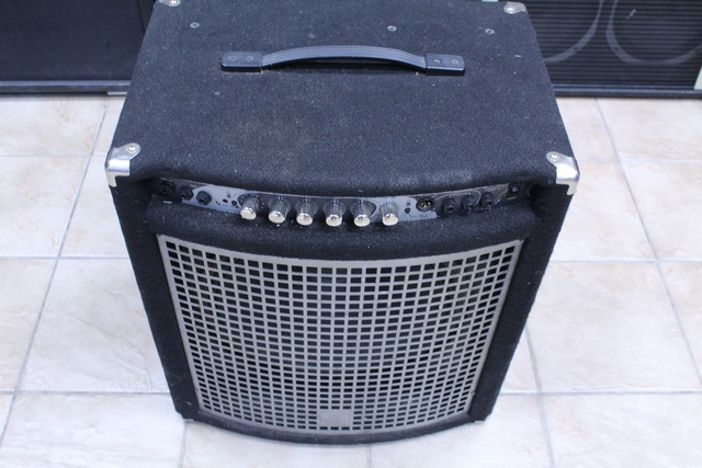 (200 Watts) Amplificateur de Bass Yorkville Bass Master XM200 - Image 2