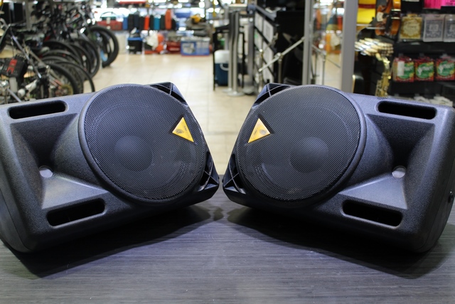 (200 Watts) Paire de Haut Parleur Actif Behringer Eurolive b210d - Image 3
