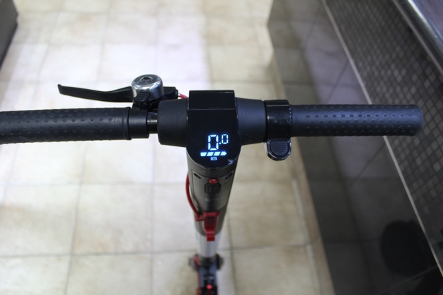 (350 watts) Trottinette Électrique Go Trax XR ULTRA - Image 2