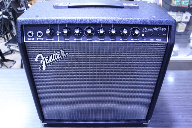 (40 watts) Amplificateur de Guitare Fender Champion 40 - Image 2