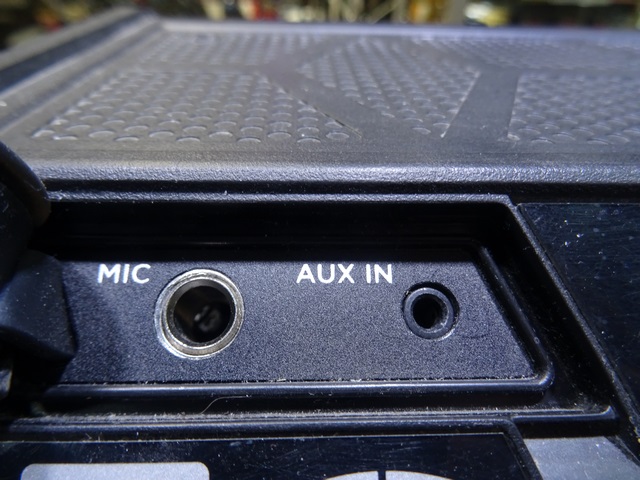 ( 65 Watts ) Haut Parleur Bluetooth avec Radio AM-FM Ion Sport - Image 3